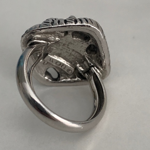 💜 3/$50 vintage Avon adjustable turquoise ring - Picture 3 of 9